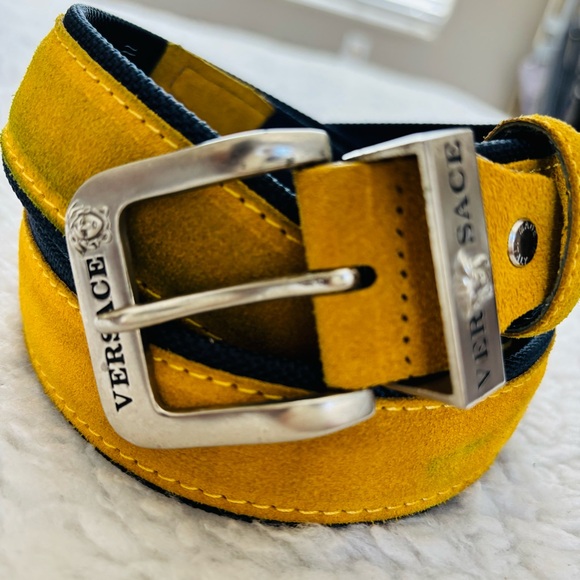 Versace Vtg Yellow Suede Vera Pelle Genuine Leather Belt with Silver Buckle 36 - Picture 14 of 16